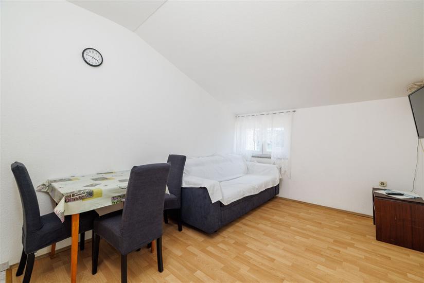 Apartment A4, for 4 persons