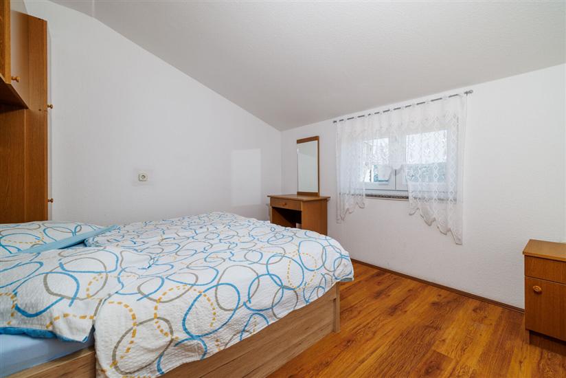 Apartment A4, for 4 persons