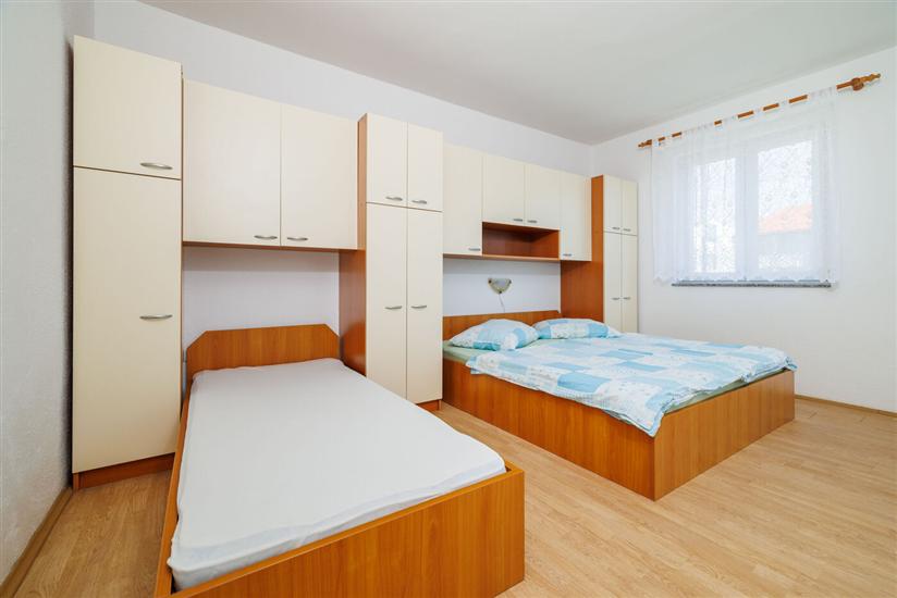 Apartment A5, for 3 persons