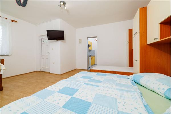 Apartment A5, for 3 persons