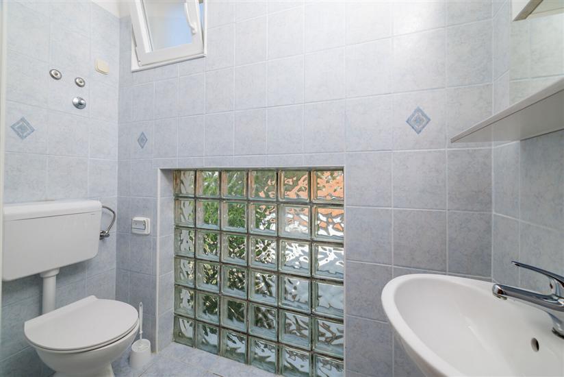 Apartment A5, for 3 persons