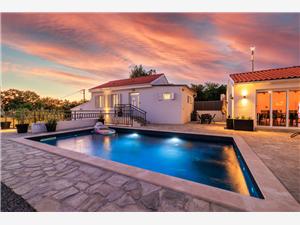 House Scaena Jadranovo (Crikvenica), Size 80.00 m2, Accommodation with pool
