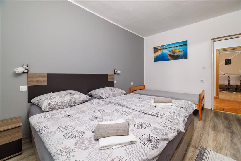 Apartment A1, for 6 persons