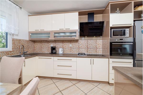 Apartment A1, for 6 persons