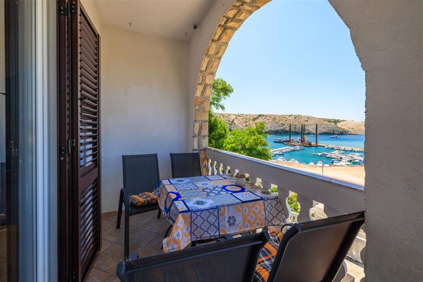 Apartment A2, for 5 persons