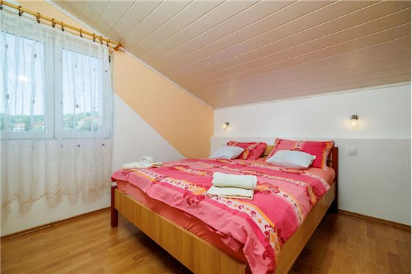 Apartment A4, for 6 persons