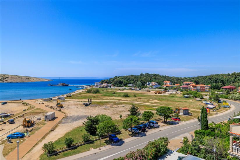 Apartment A4, for 6 persons