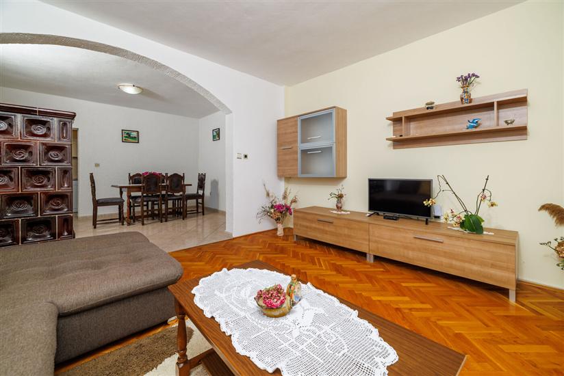 Apartman A2, na 8 osebe