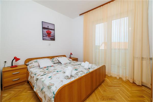 Apartman A2, na 8 osebe