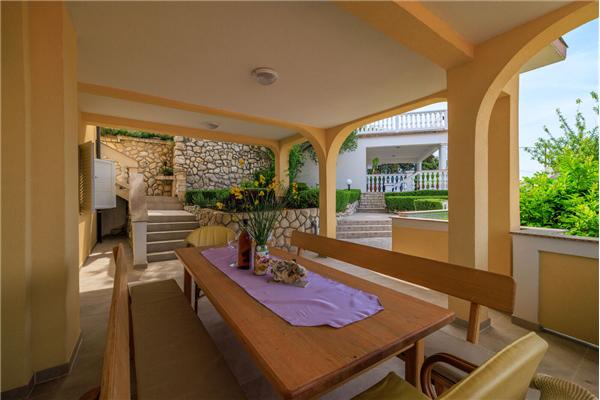 Apartman A2, na 8 osebe