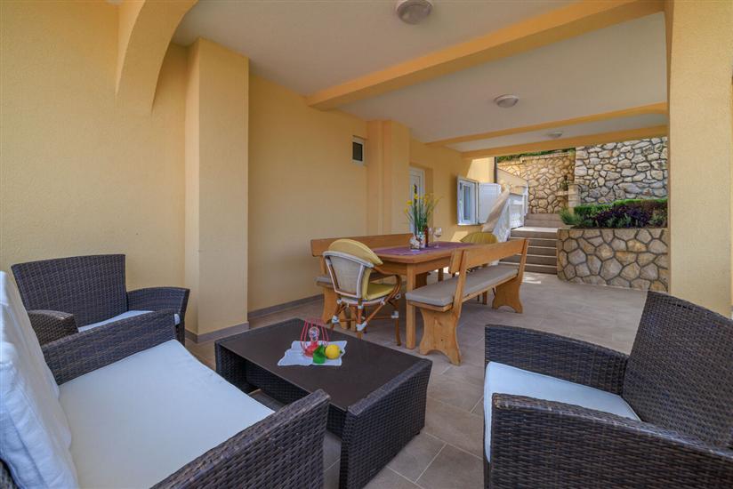 Apartman A2, na 8 osebe