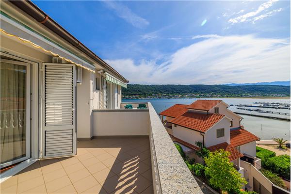 Apartment A1, for 4 persons