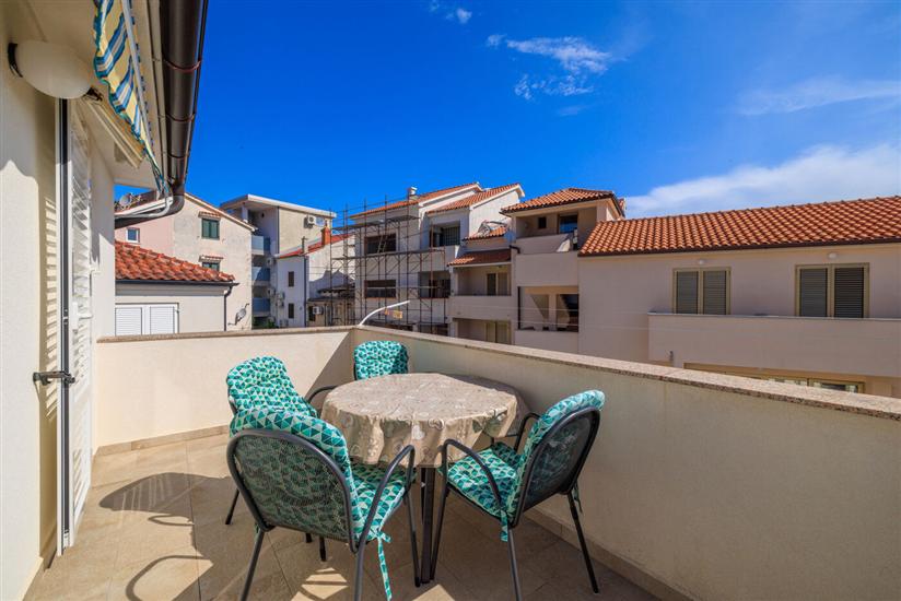 Apartment A2, for 4 persons