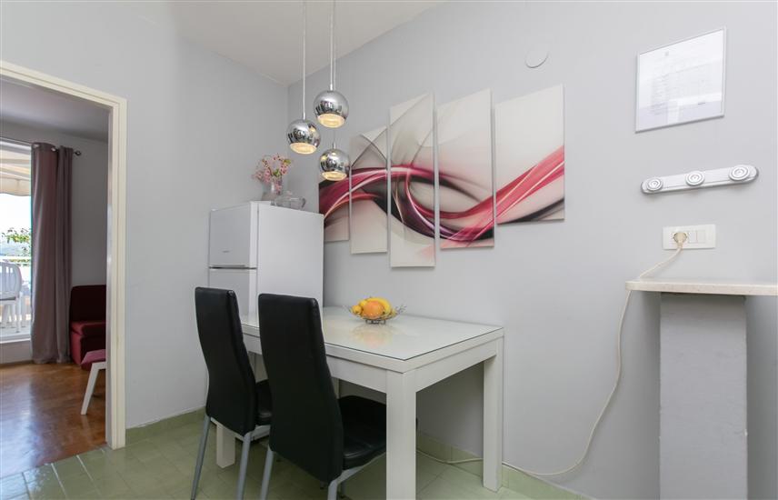 Apartment A1, for 5 persons