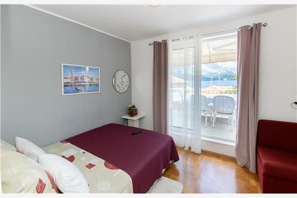 Apartment A1, for 5 persons