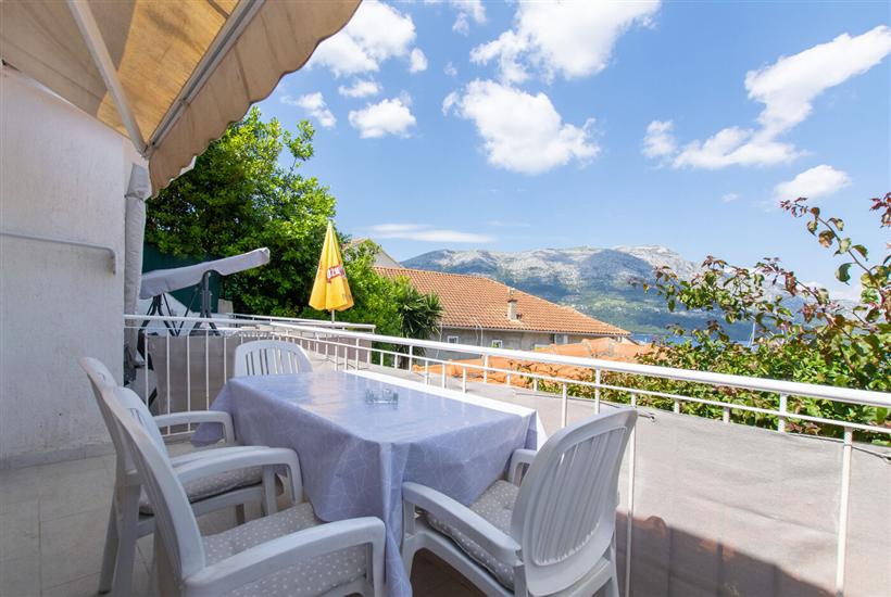 Apartment A1, for 5 persons