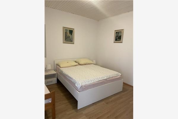 Apartment A2, for 5 persons