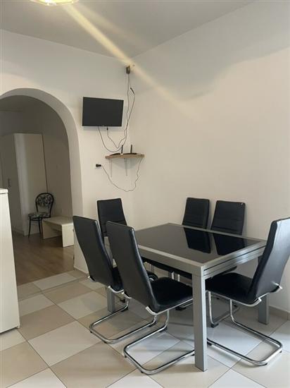 Apartment A2, for 5 persons