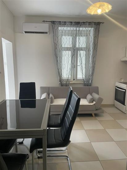Apartment A2, for 5 persons