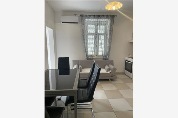 Apartment A2, for 5 persons