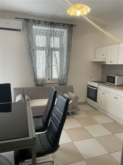 Apartment A2, for 5 persons