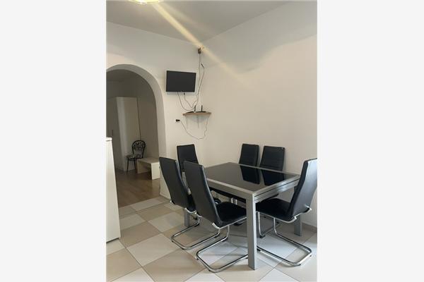 Apartment A2, for 5 persons