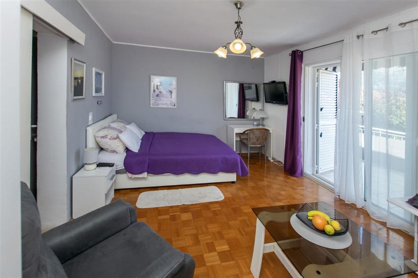 Apartment A2, for 3 persons