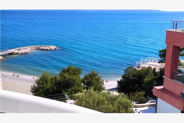 Apartment A1, for 6 persons