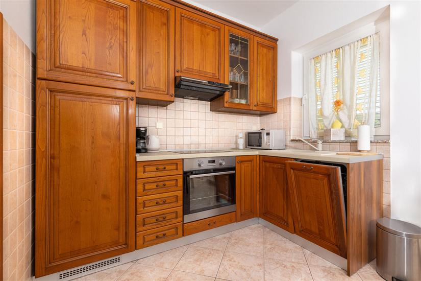 Apartment A3, for 5 persons