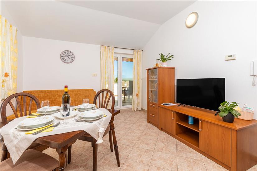 Apartment A3, for 5 persons