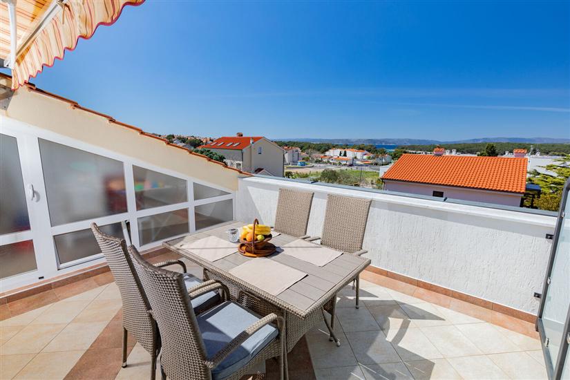 Apartment A3, for 5 persons