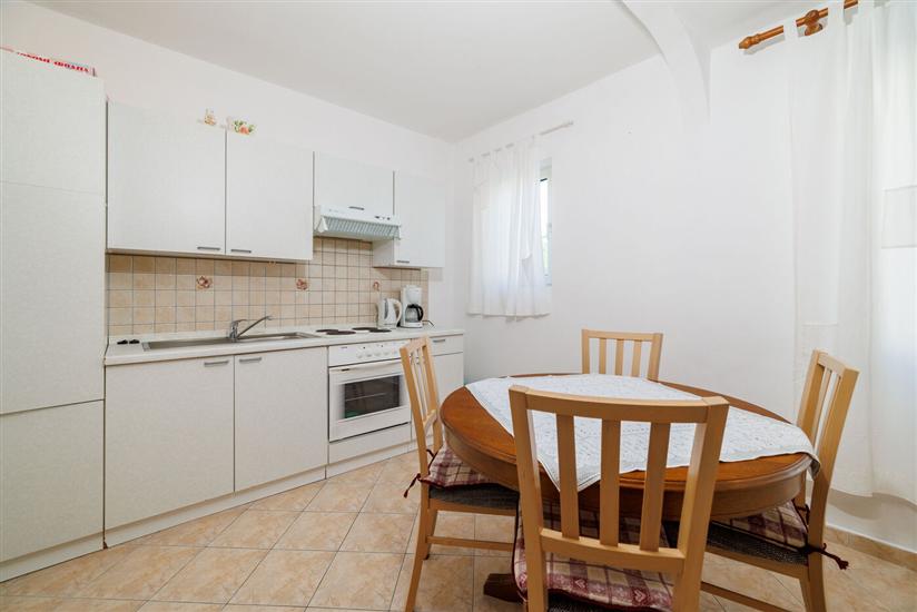 Apartment A5, for 3 persons