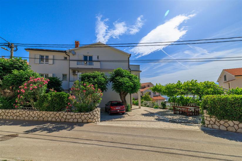 Apartments Tariba