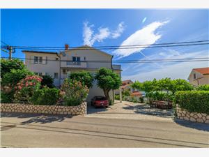 Apartments Tariba Supetarska Draga - island Rab, Size 64.00 m2, Airline distance to town centre 200 m