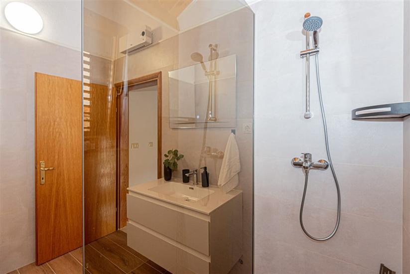 House K1, for 6 persons