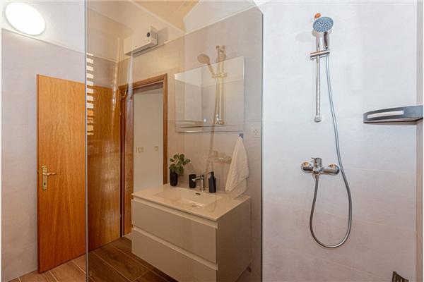 House K1, for 6 persons