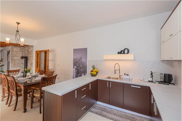 Kuća K1, za 6 osoba/e