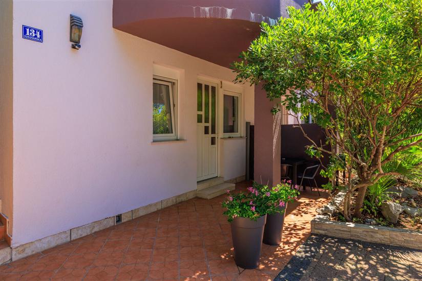 Apartment A1, for 3 persons