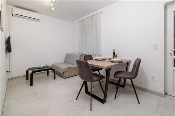 Apartment A2, for 3 persons