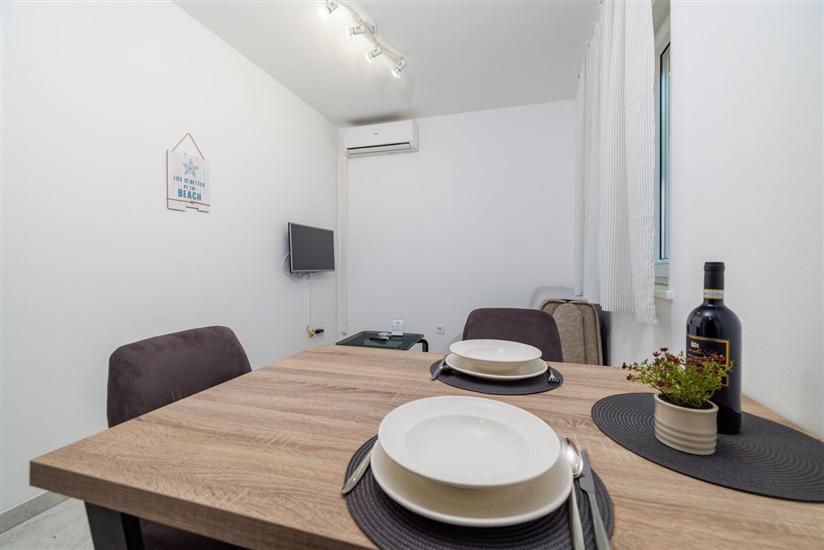 Apartment A2, for 3 persons