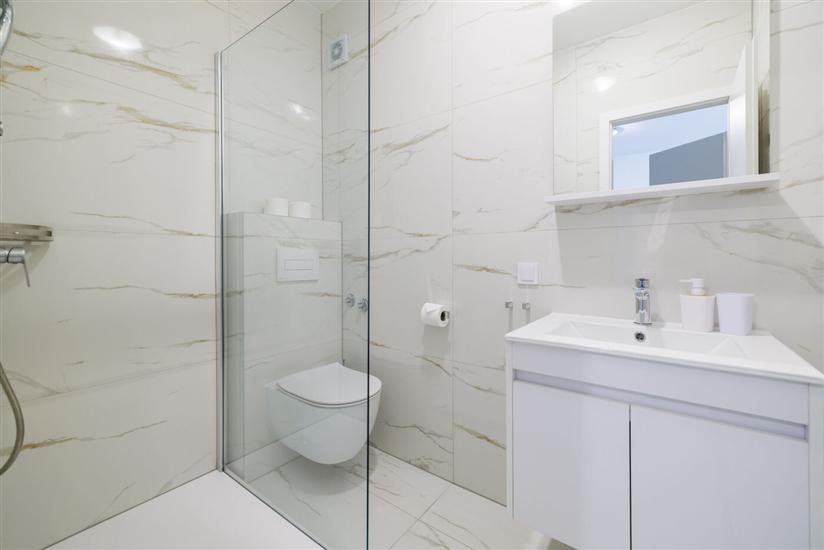 Apartment A2, for 3 persons