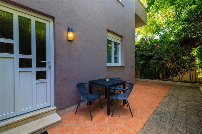 Apartment A2, for 3 persons