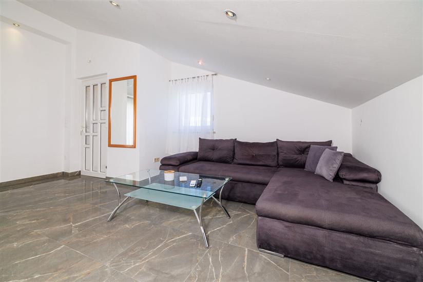 Apartment A4, for 4 persons