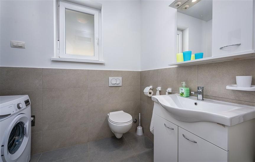 House K1, for 8 persons