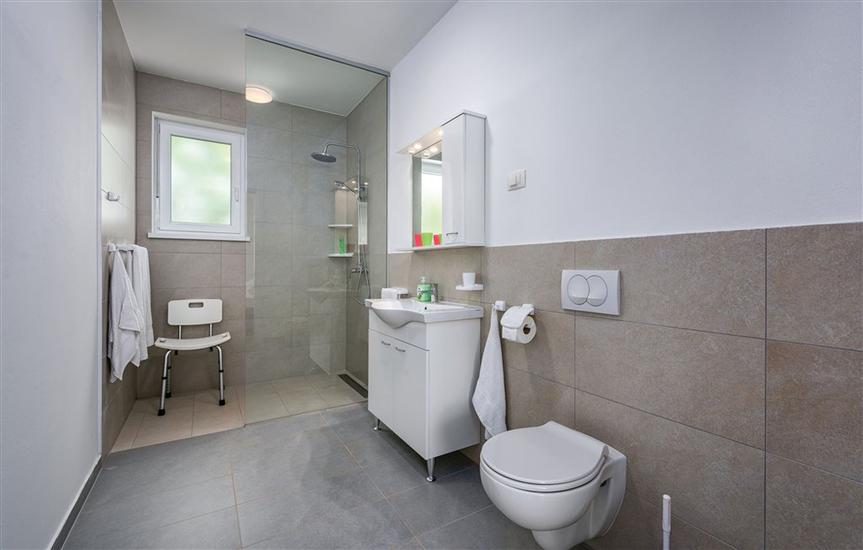 House K1, for 8 persons