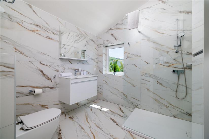 Apartment A4, for 4 persons