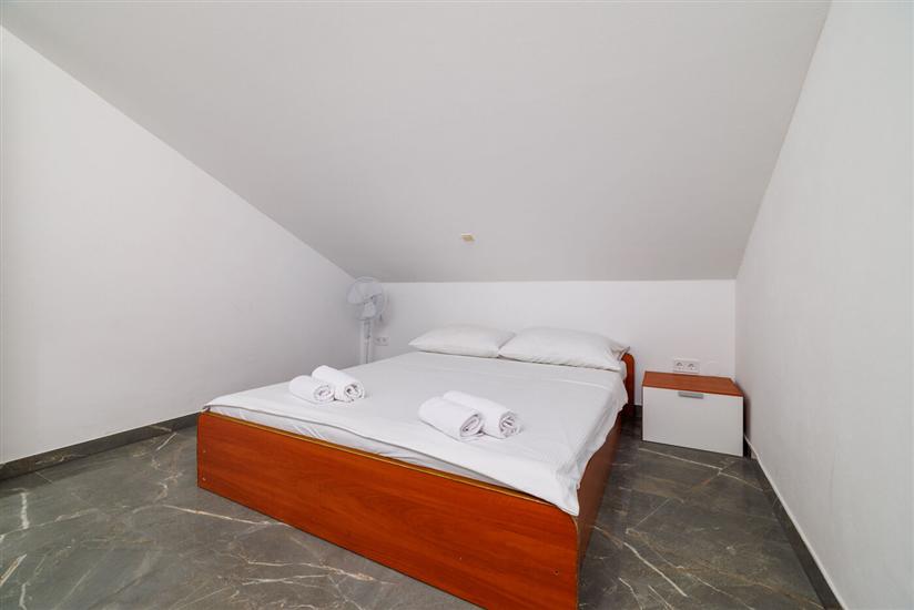 Apartment A4, for 4 persons