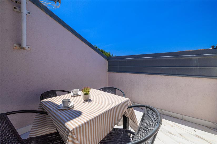 Apartment A4, for 4 persons