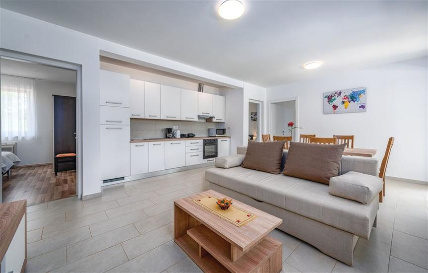 House K1, for 8 persons