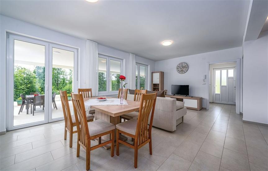 House K1, for 8 persons